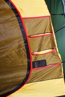 Комфортная пятиместная кемпинговая палатка с тремя входами и большим тамбуром. Alexika Victoria 5 Luxe