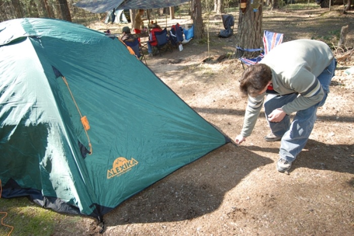 Универсальная двухместная туристическая палатка с двумя входами и двумя тамбурами. Alexika Rondo 2 Plus