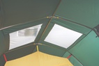 Комфортабельная пятиместная кемпинговая палатка с тремя входами и большим тамбуром. Alexika Victoria 5 Luxe
